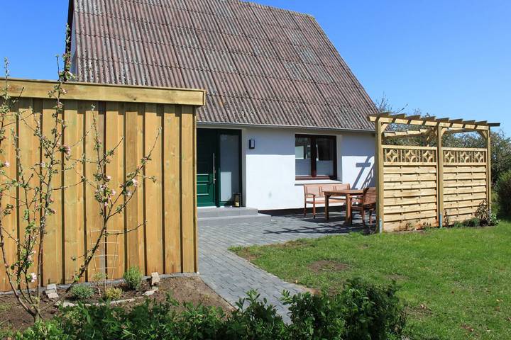 Ferienhaus für 7 Personen, mit Terrasse und Garten sowie Sauna und Ausblick in Wackerballig