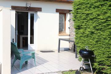 Gîte pour 7 personnes, avec jardin et jacuzzi ainsi que terrasse et piscine dans le Calvados