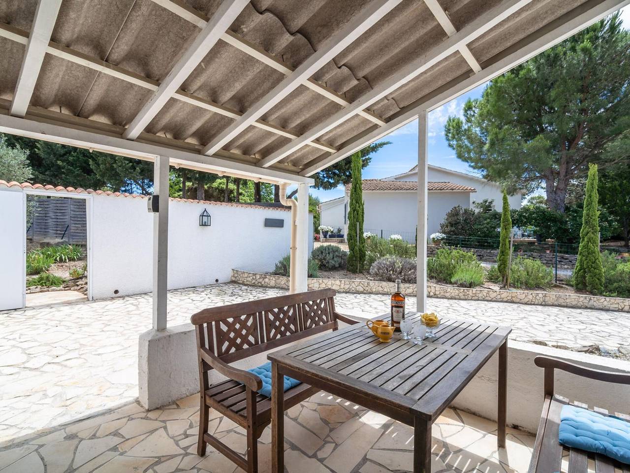 Comfy Villa in Pouzols-Minervois with Private Pool in Pouzols-Minervois, Côte méditerranéenne (France)