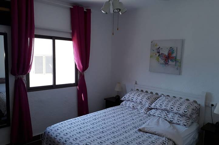 Appartement entier, Love 2 lit appartement.  4 personnes avec wifi, télévision par satellite et piscine. in Toscamar, Jávea
