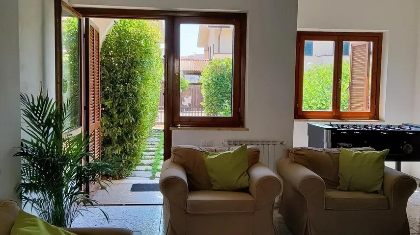 Holiday apartment for 8 people, with view and terrace as well as garden - 1