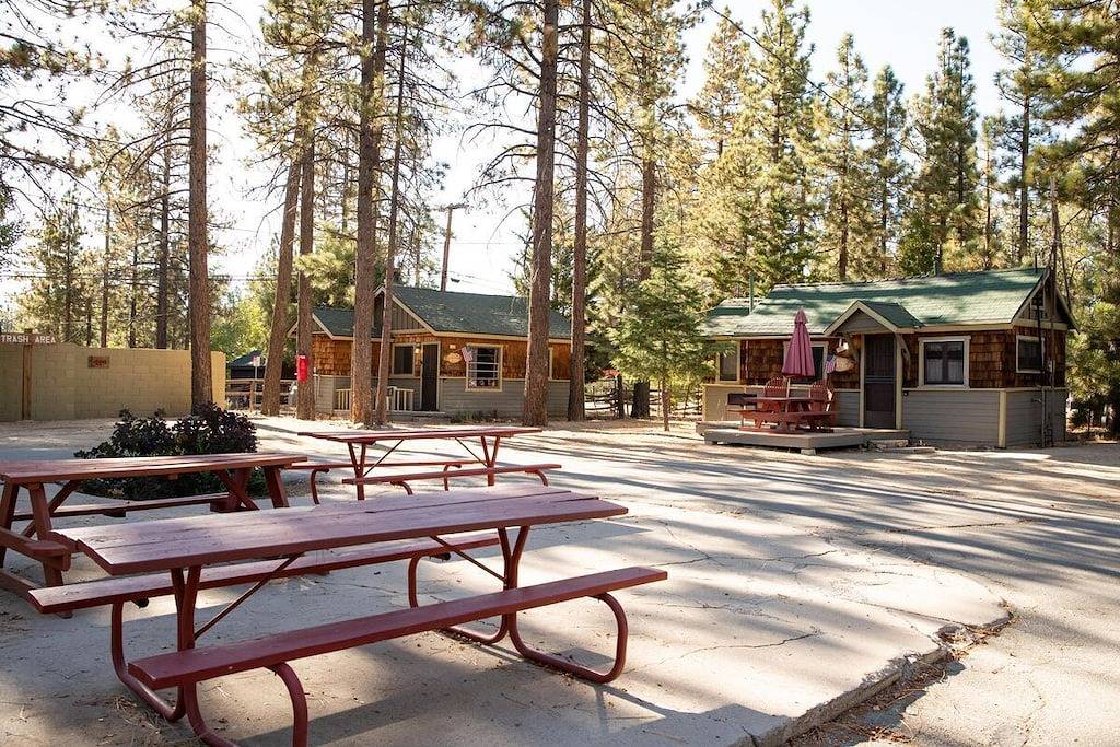 Lonepine Cosy 1 Br Lakeside Resort Kabine w / Ansichten in Big Bear Lake, San Bernardino County