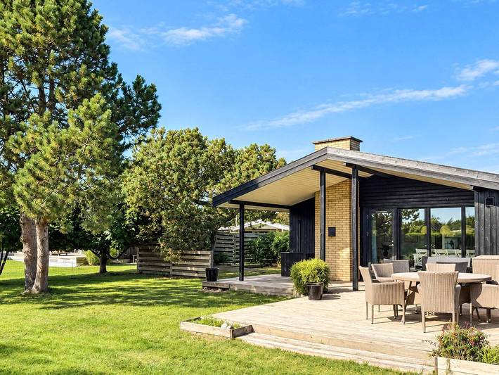 Ferienhaus für 6 Personen, mit Terrasse und Garten in Juelsminde