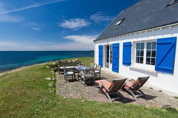 Cottage pour 4 personnes, avec jardin dans Raguénez