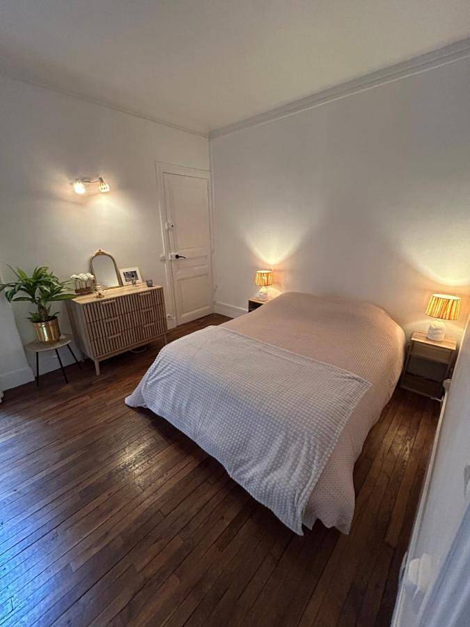 Gîte pour 4 personnes, animaux acceptés dans Stade Yves du Manoir - 4