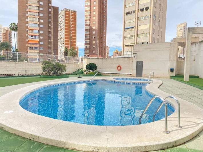 Casa rural para 6 personas, con terraza y piscina, Se admiten mascotas en Benidorm - 2