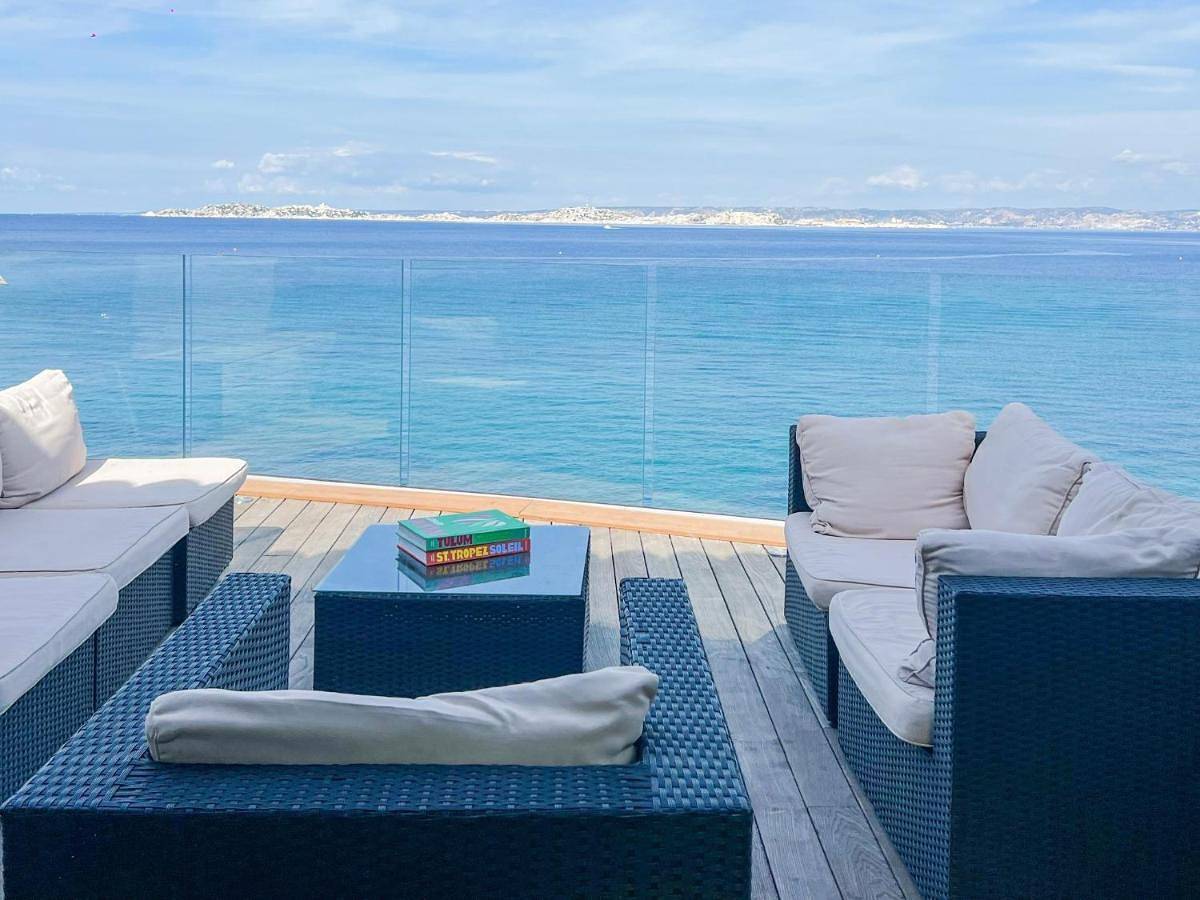 Villa vue mer panoramique - gym - sauna - balnéothérapie in Marseille, Marseille en omgeving