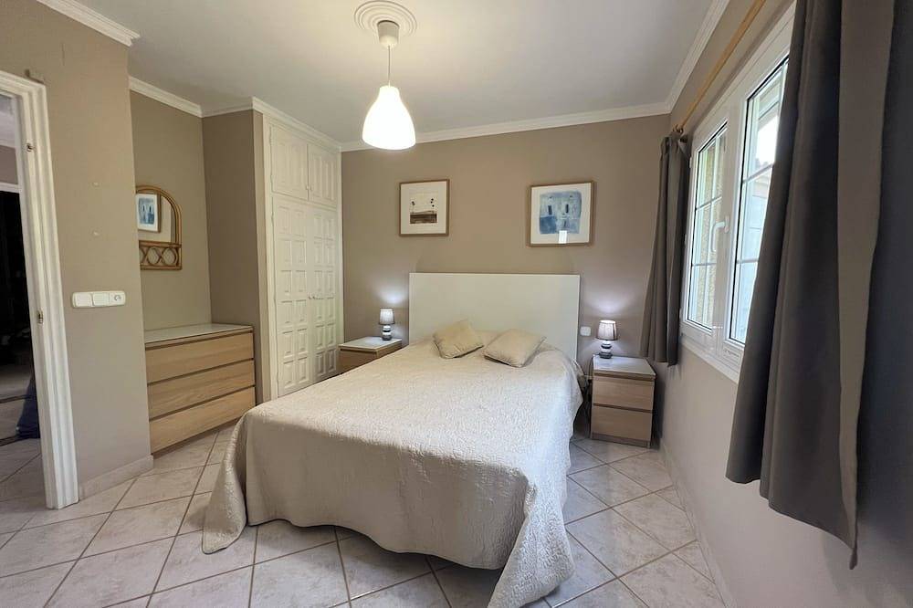 Eine beachtliche Villa mit 4 Schlafzimmern und eigenem Pool in Cabanyes, Calonge