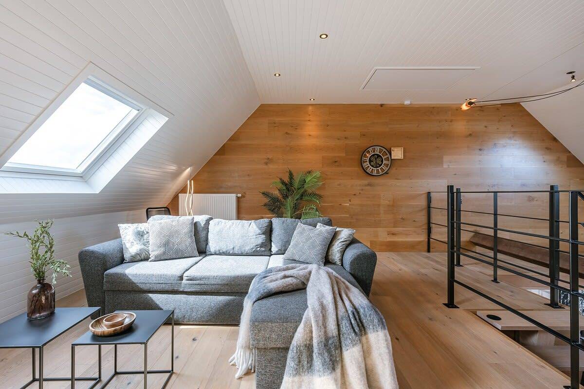 Spacious retreat w/ rooftop terrace & kitchens in Blankenberge, Belgische Küste