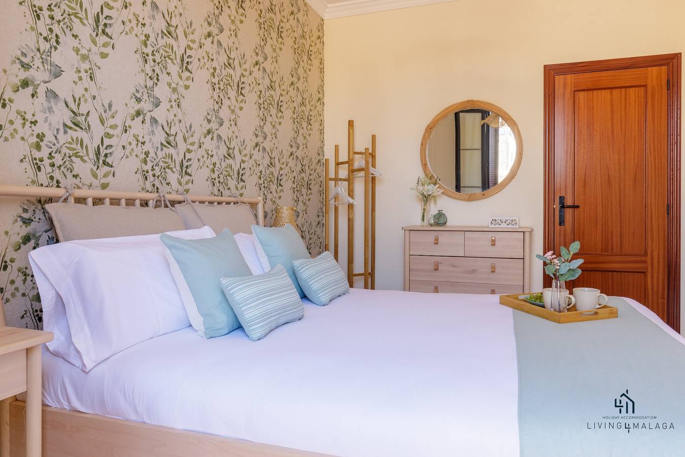 Entire vacation apartment, Living4malaga Plaza de las Cofradias in Malaga Centro Historico, Malaga