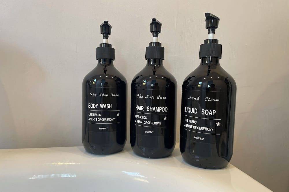 Ganze Wohnung, Nyrenoverad tvårumslägenhet i ett vackert villaområde in Haninge und Umgebung