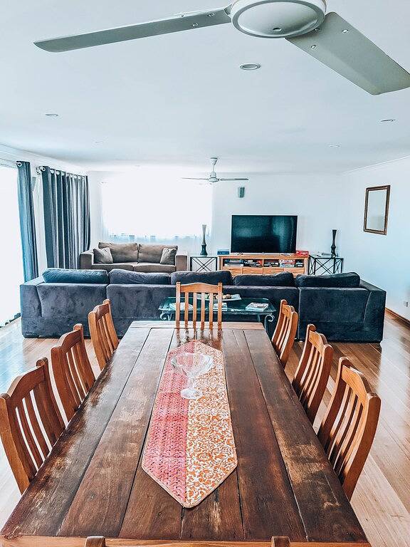 Holiday home for 18 people, with terrace in Lancelin