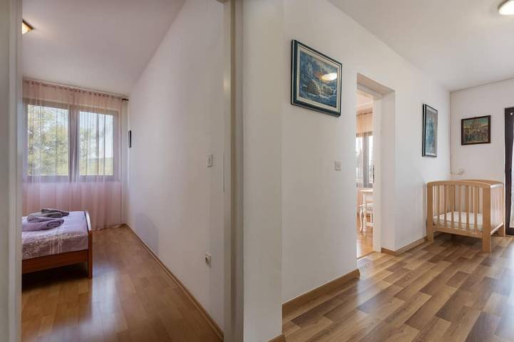 Villa für 4 Personen, mit Balkon und Garten in Rovinj - 2