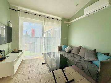 Gîte pour 2 personnes, avec terrasse et jardin à Téteghem