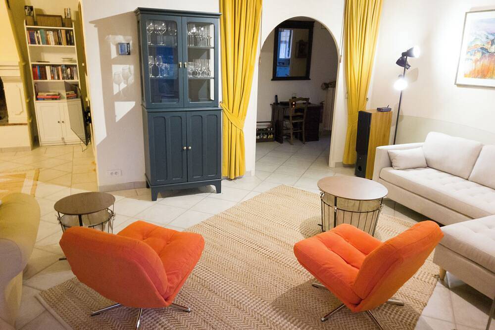 \"Villa Christine\" - completely private with (heated) pool, beautiful views in Carcès, Brignoles region