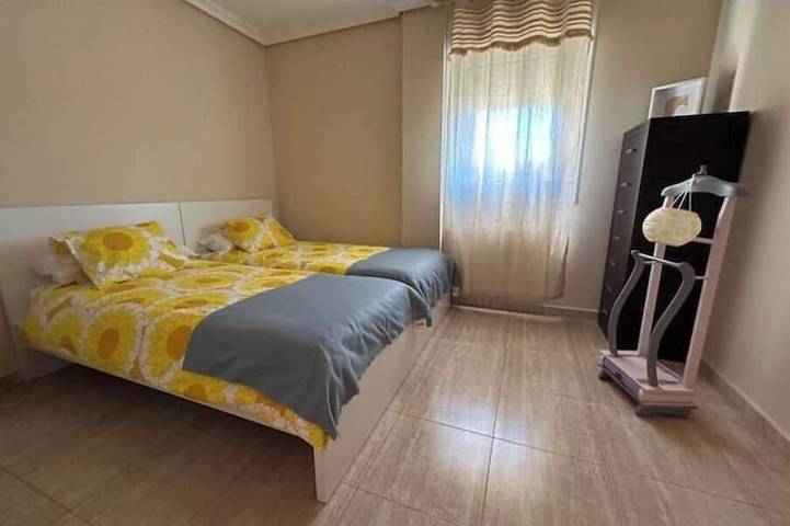 Mikasita: spacious house with mountain views in Muskiz, Basque Coast (Spain)