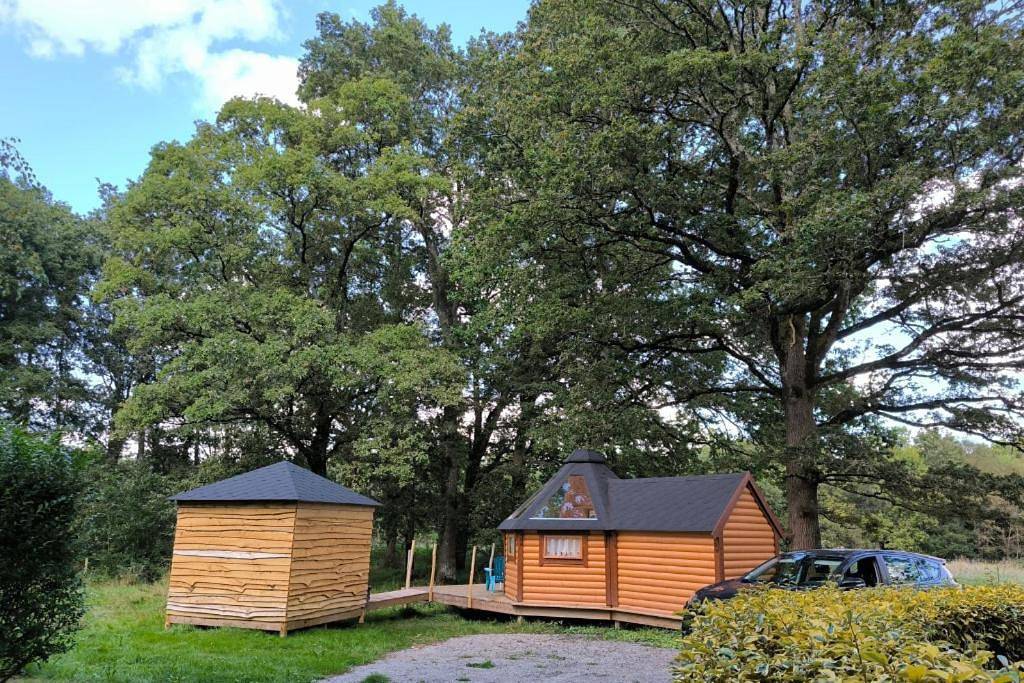 Unusual Luxury Spa Private & Petits Dej Cabin in Guenrouet, Région de Saint-Nazaire