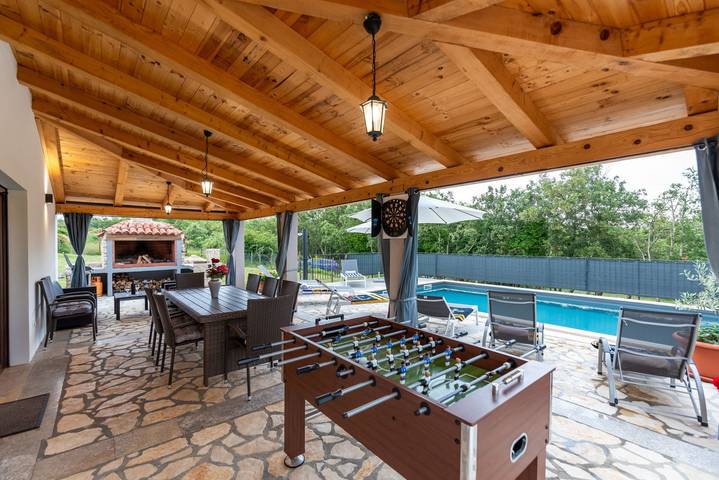 Villa für 8 Personen, mit Garten und Terrasse in Kroatien - 2