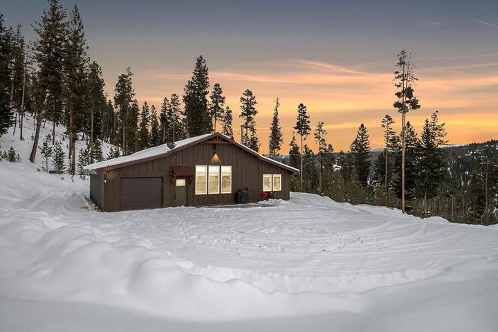 Ferienhaus für 4 Personen, mit Ausblick in Montana