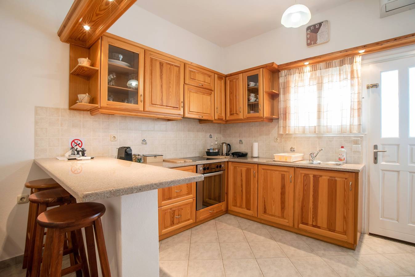 Appartement entier, Appartement 'Bernie House 1' avec vue sur la montagne, Wi-Fi et climatisation in Naxos