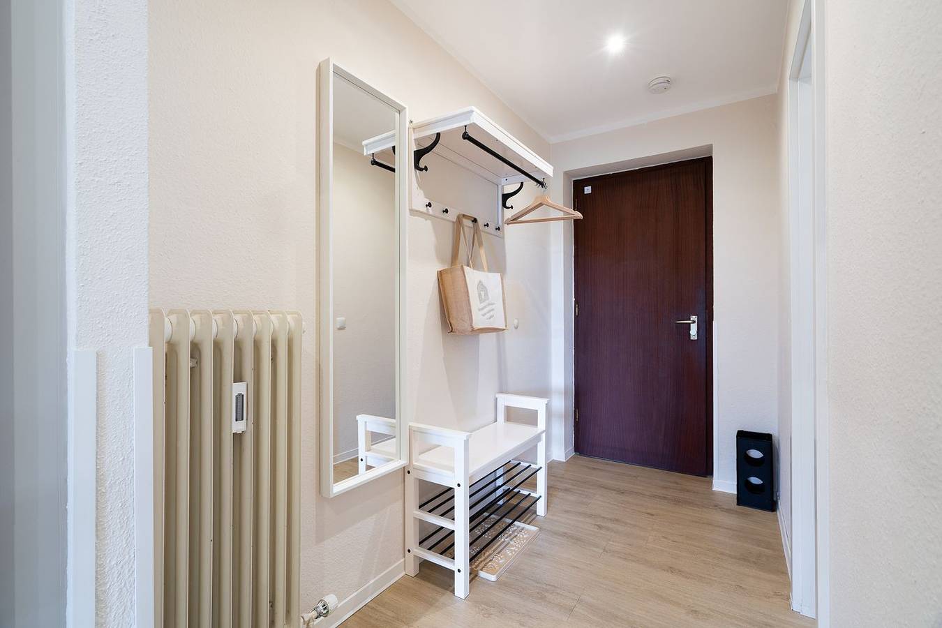 Ganze Wohnung, Fantastische Meerblick-Ferienwohnung im Fürstenhof für 4 Gäste mit Balkon und Saisonstrandkorb in Grömitz, Ostholstein