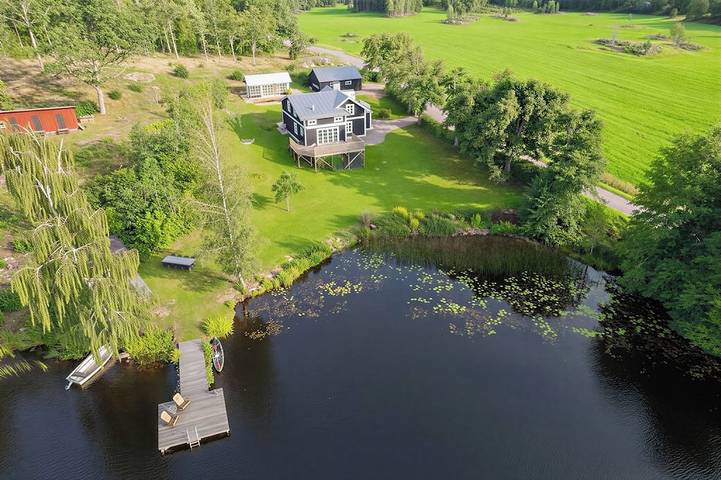Ferienhaus für 8 Personen, mit Whirlpool und Sauna sowie Garten und Balkon - 1