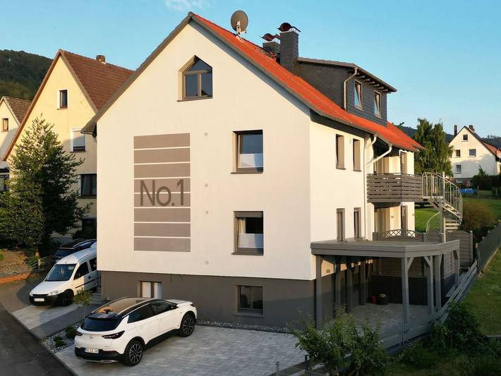 Ferienwohnung für 5 Personen, mit Balkon und Terrasse sowie Garten und Ausblick