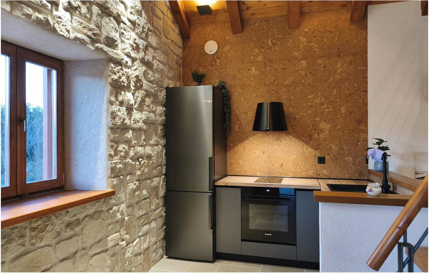 Charmant appartement avec piscine, terrasse et Wi-Fi - À 2 km de la plage in Stari Grad, Hvar