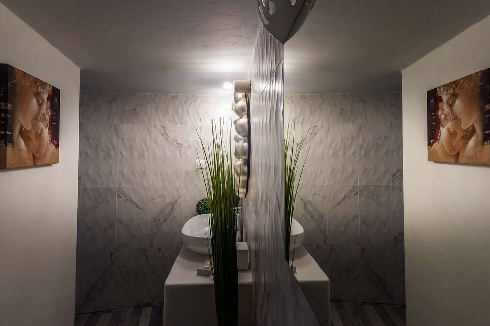 Skinopi Fisherman's house in Klima, Milos