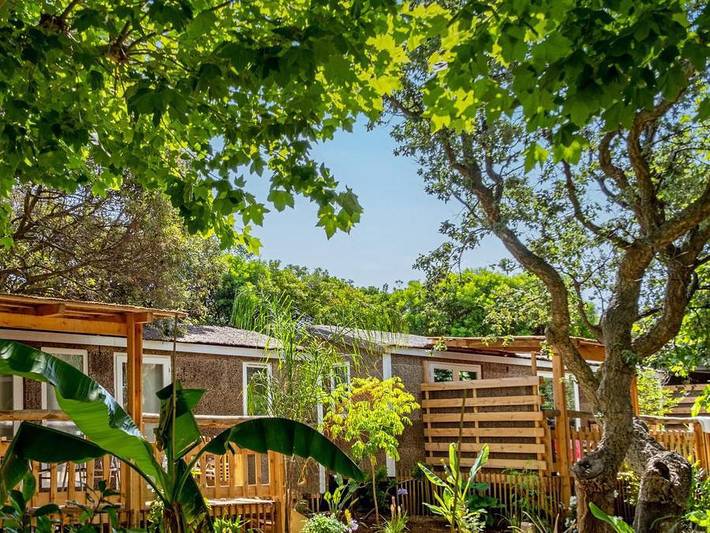Camping au Paradis des Campeurs - Mobilhome 4 personnes - 2 à 4 pers. in Roquebrune-sur-Argens, Côte méditerranéenne (France)