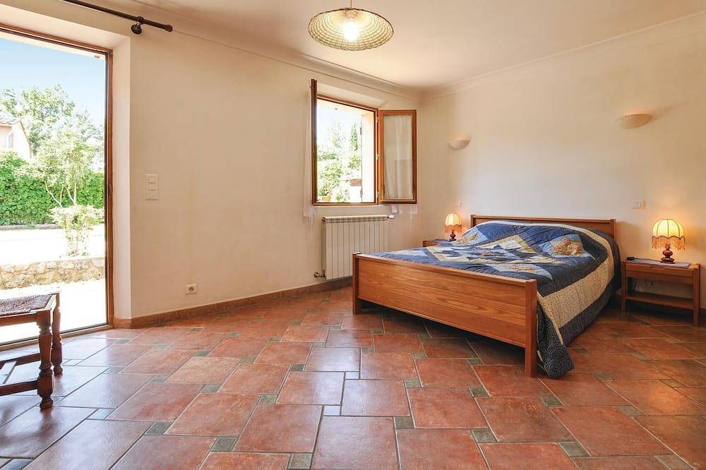Hermosa casa en St. Paul en Foret in Saint-Paul-en-Forêt, Costa mediterránea (Francia)