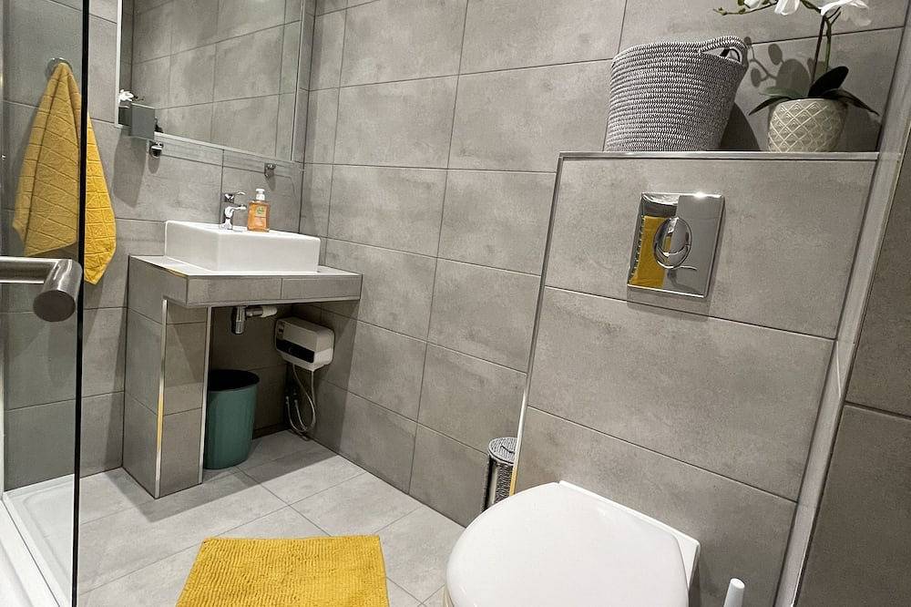 Ganze Wohnung, Modern lux apt newly decorated with free car park in Westliches Yorkshire