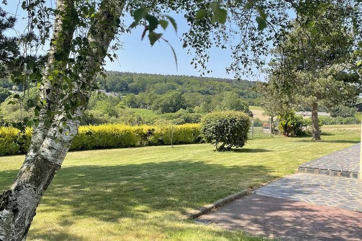 Gîte pour 8 personnes, avec jardin à Saint-Laurent-sur-Oust
