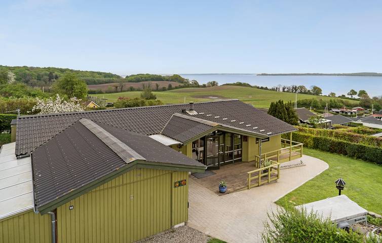 Ferienhaus für 4 Personen, mit Garten und Terrasse - 1