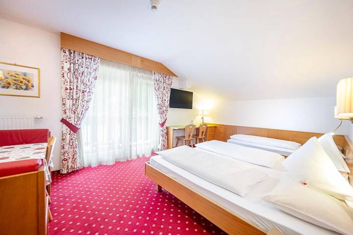 Location de vacances pour 2 personnes, avec jardin et vue à Wolkenstein - 4