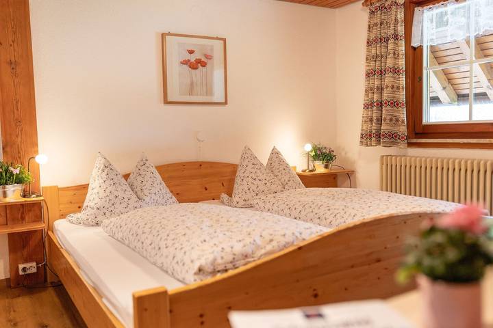 Ferienwohnung für 3 Personen, mit Garten und Balkon in Titisee-Neustadt