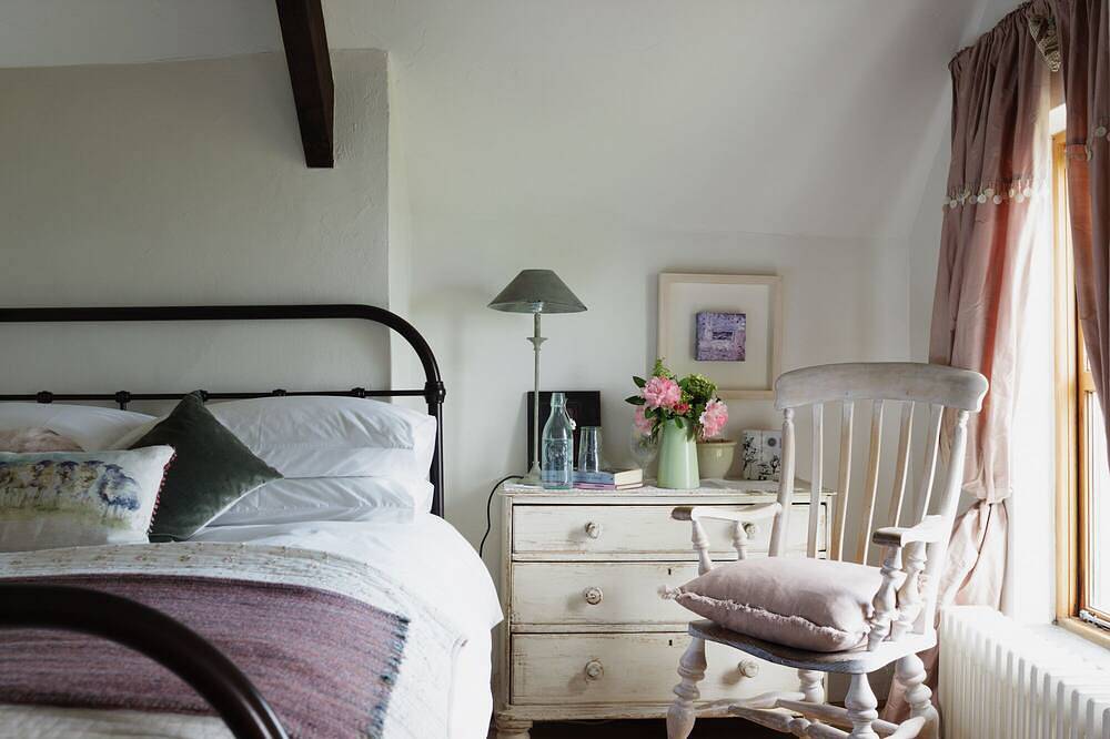Pet-friendly stone farmhouse on the Sheep's Head in Sheepshead, County Cork