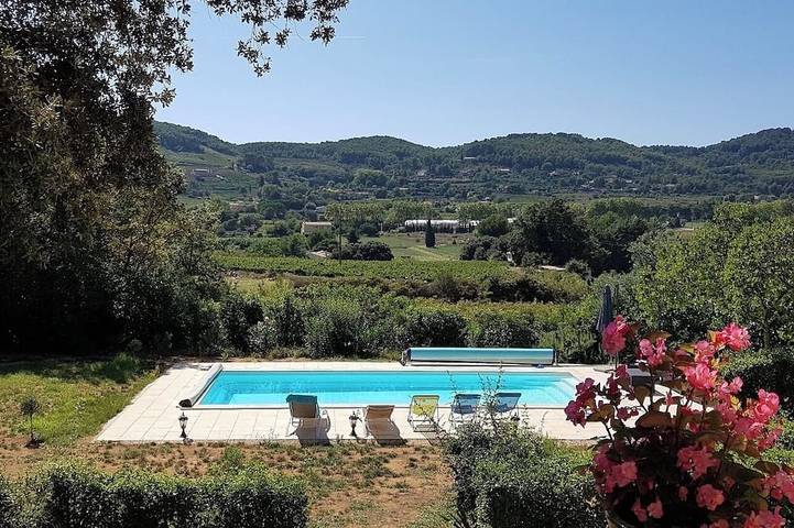 Villa pour 15 personnes, animaux acceptés - 1