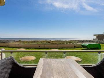 Ferienwohnung für 2 Personen, mit Balkon und Pool sowie Sauna auf Föhr
