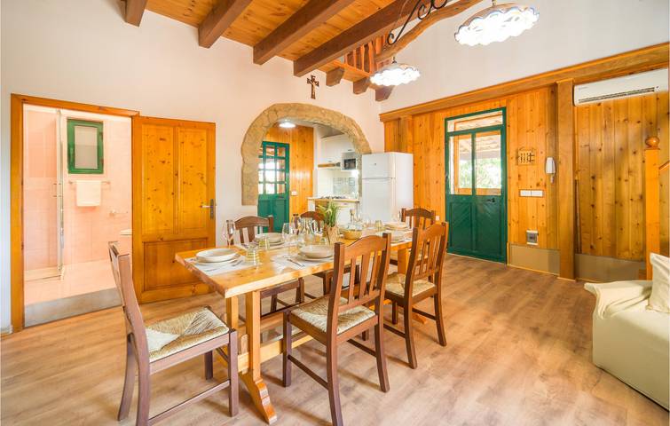 Accogliente appartamento di 110m² con AC, parcheggio, piscina e cucina in Partanna, Provincia di Trapani