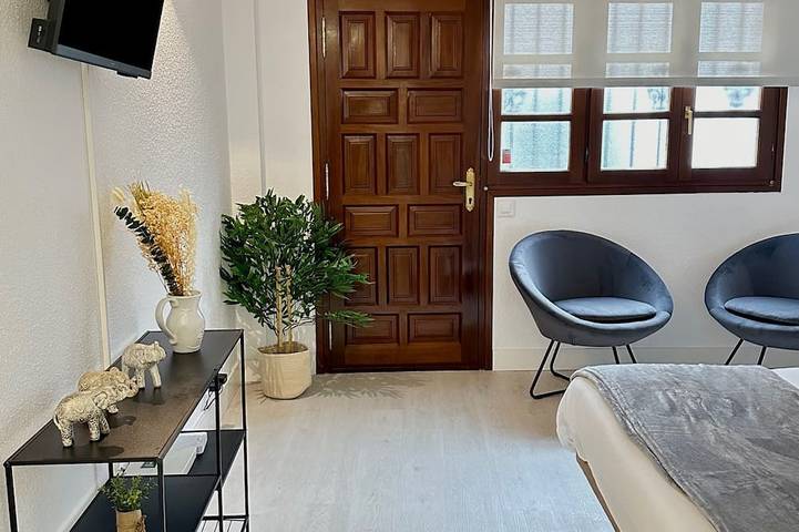 Ganze Wohnung, Studio-de 1 dormitorio-Komfort-Eigenes Badezimmer in Comillas, Kantabrische Küste