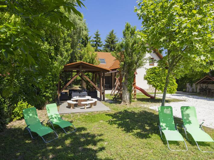 Ferienhaus für 12 Personen, mit Terrasse in Badacsonytomaj