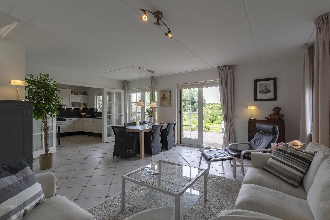 Callinghe Vakanties — De Buitenplaats 16 in Callantsoog, Noord-Holland - Kust van de Noordzee