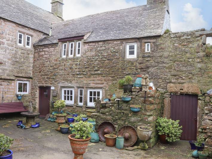 Cottage for 2 people, with pets in St. Just