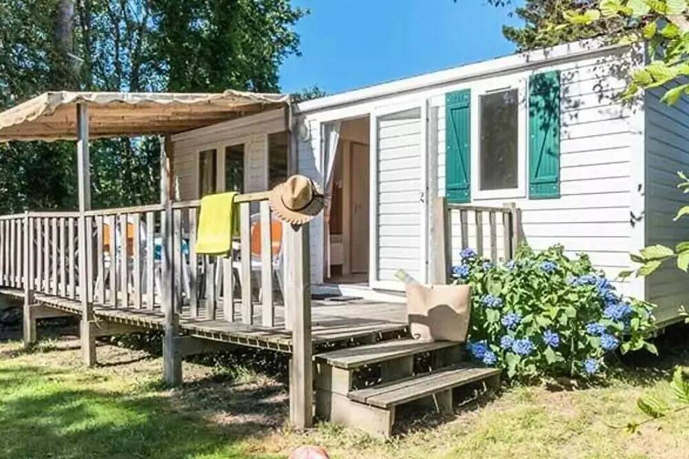 Static Caravan for 5 People in Carnac, Lorient region
