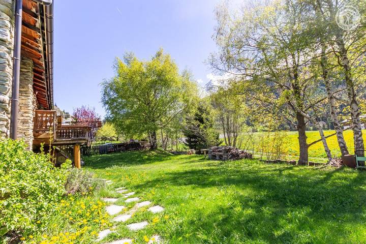 Chalet pour 4 personnes, avec terrasse et jardin, animaux acceptés dans Val-Cenis - 2