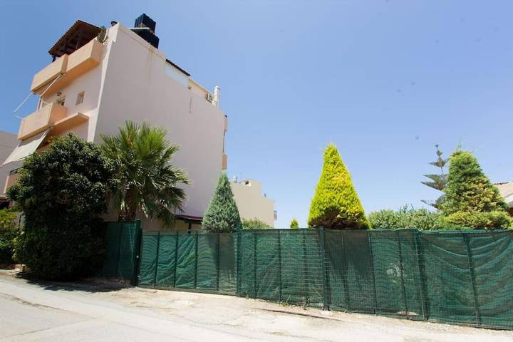 Gîte pour 5 personnes, avec jardin dans Amoudara - 4