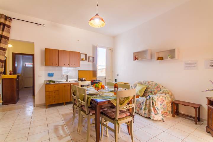 Gîte pour 8 personnes à Sant'Isidoro - 3