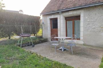 Gîte pour 4 personnes, avec terrasse et jardin à Écueillé