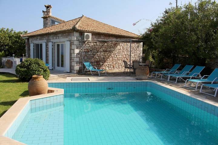 Ferienhaus für 10 Personen, mit Terrasse und Garten sowie Pool auf den Peloponnes - 3